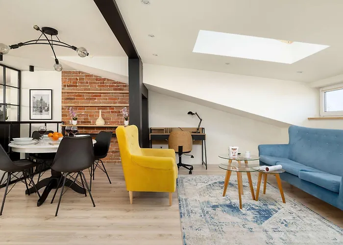 Industrialny Na Poddaszu Z Parkingiem By Renters Apartmán